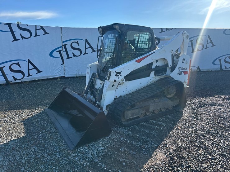2020-bobcat-t740-image-1