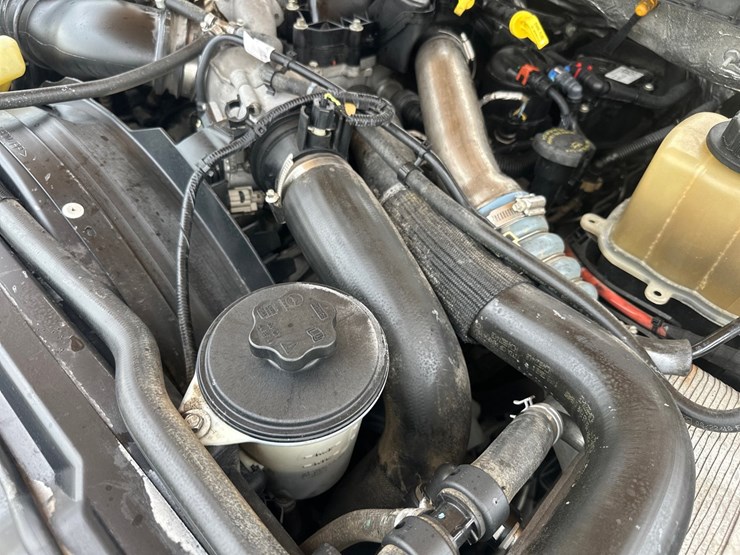 2019-ford-f550-image-50