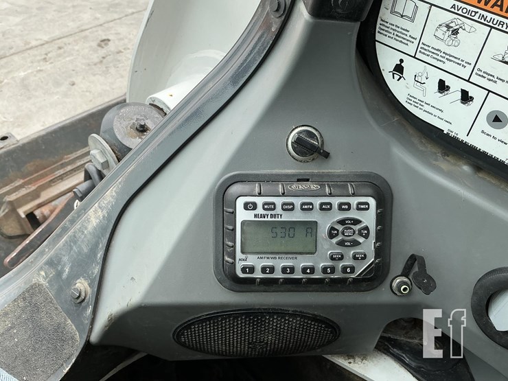 2023-bobcat-t770-image-16
