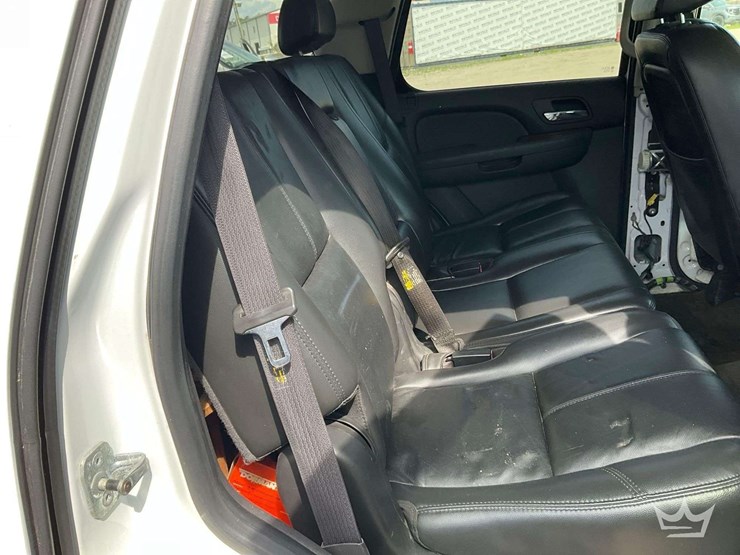 2007-chevrolet-tahoe-image-28