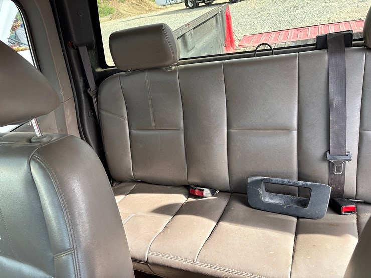 2012-chevrolet-1500-image-31