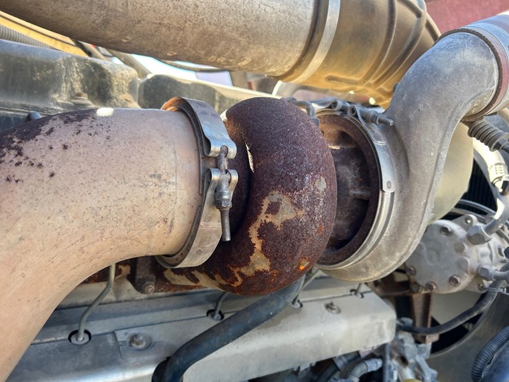 2001-mack-rd688s-image-61