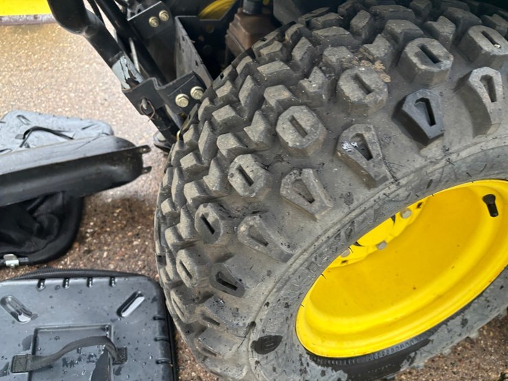 john-deere-x540-image-64
