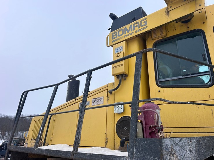 #1459-•-2012-bomag-bc572-compactor-image-24
