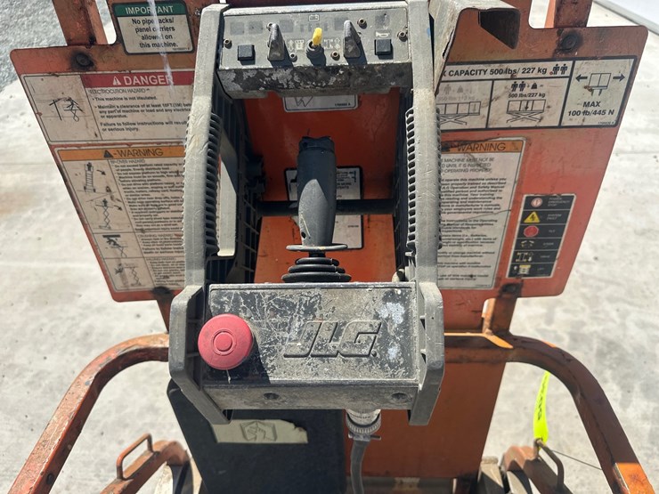 jlg-1930es-image-14