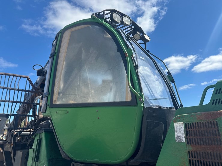 deere-1110e-image-11