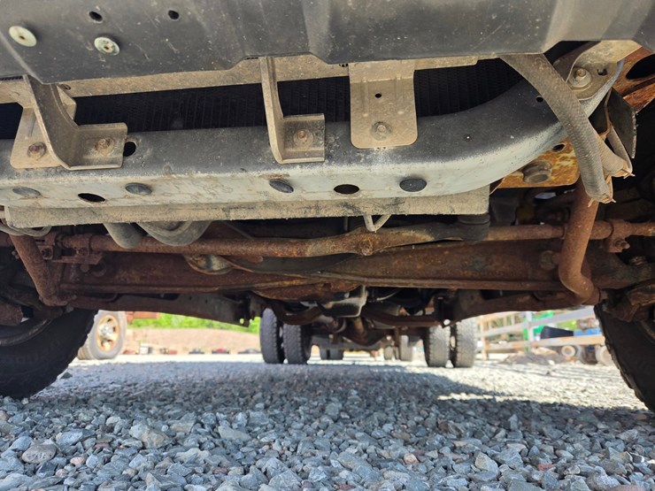 2001-ford-f350-image-26