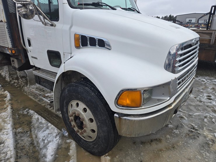 #60855-•-2002-sterling-flatbed-truck-image-11