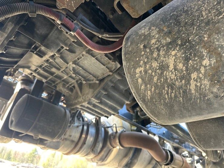 #60118-•-2019-international-rh613-day-cab-truck-tractor-image-39