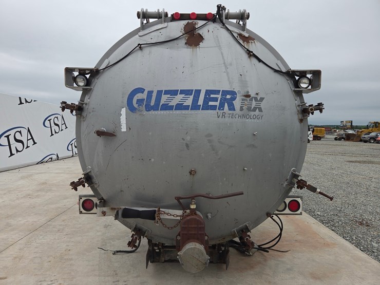 #5050-•-guzzler-nx-vacuum-body-image-8
