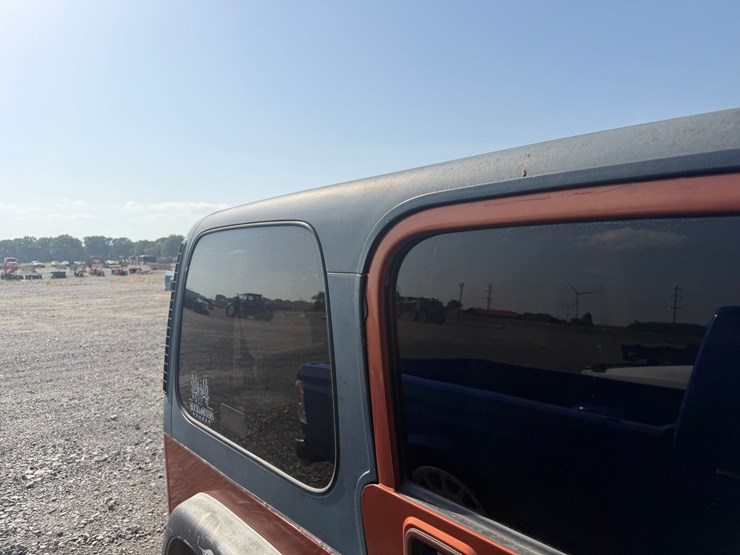 2001-jeep-wrangler-image-34