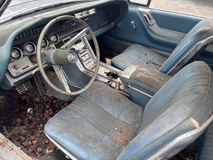 #2181-•-1964-ford-thunderbird-coupe-image-47