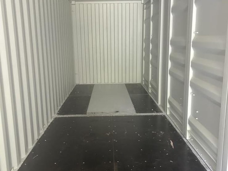 #38-•-40'-high-cube-conex-shipping-container---one-trip-image-10