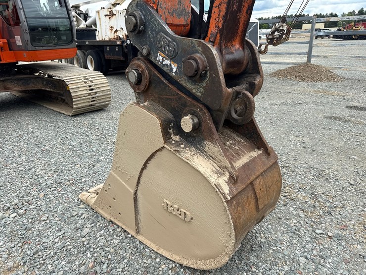 2006-hitachi-zx225-image-13