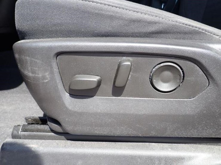 chevrolet-silverado-1500-image-13