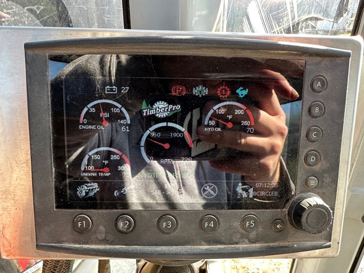 2014-timberpro-tf830-image-60