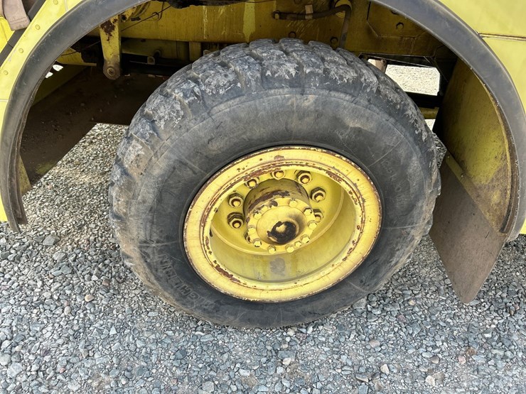 #5028-•-1991-amertek-2500-l-fire-truck-image-70