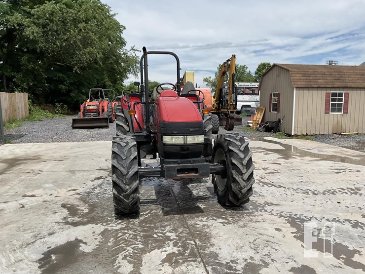 2011-case-ih-farmall-95-image-7