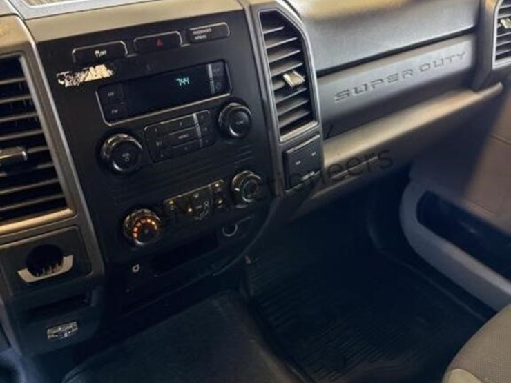 2017-ford-f250-image-21