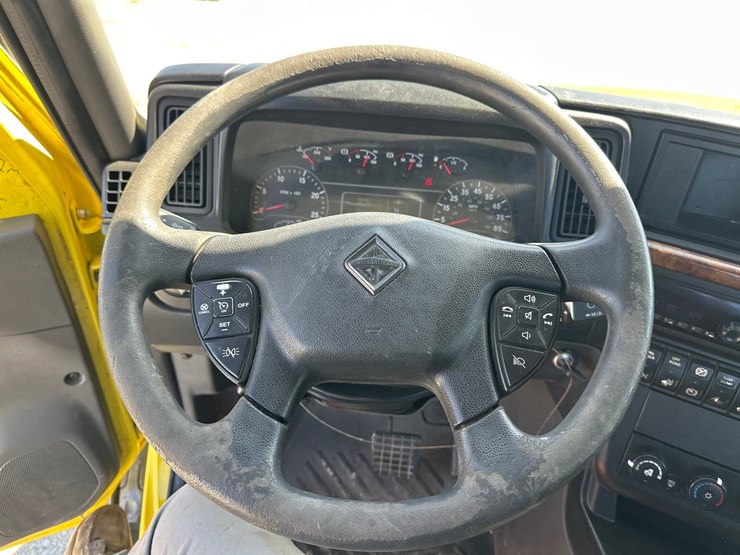 #60118-•-2019-international-rh613-day-cab-truck-tractor-image-53