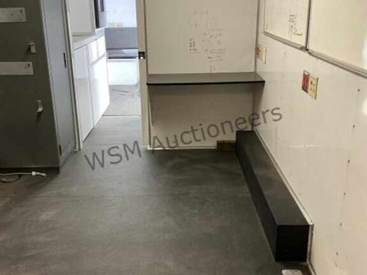 2008-progressive-ps21032hct-mobile-office-trailer-image-23