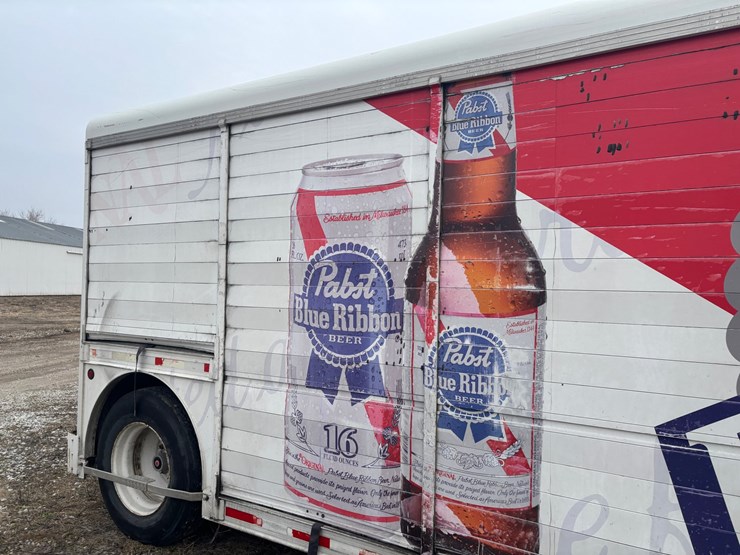 2001-hackney-beverage-trailer-image-10