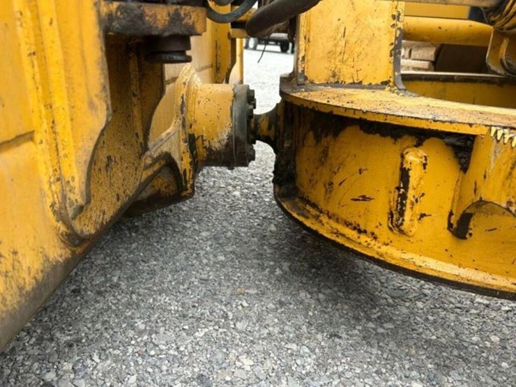 2007-deere-450j-lgp-image-39
