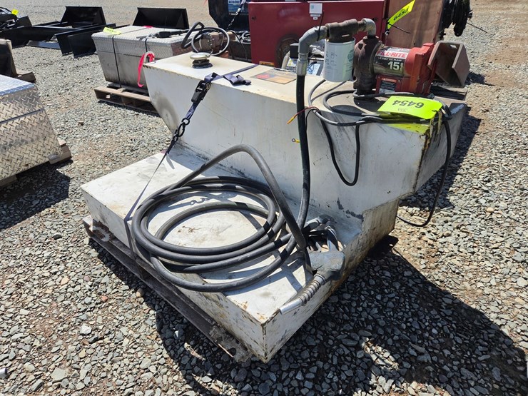 #6454-•-better-built-heavy-duty-100-gallon-fuel-transfer-tank-w/pump-image-1