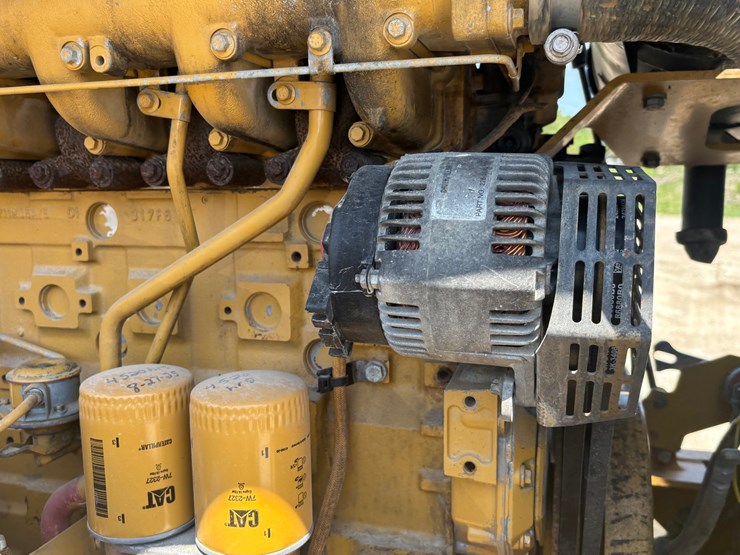 caterpillar-cs-563e-image-23
