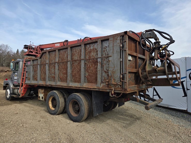 #60835-•-1991-volvo-/-gm-white-tandem-axle-storm-truck-image-3