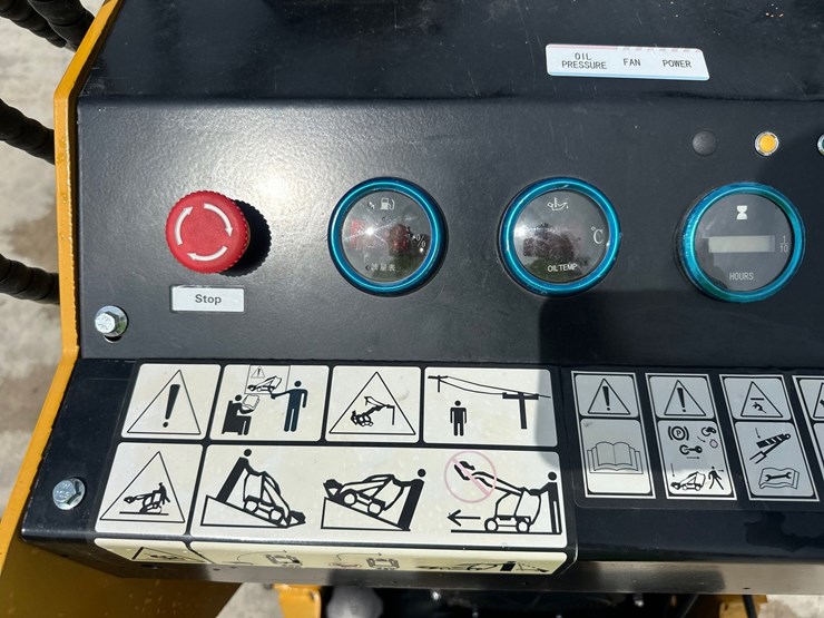 #5141-•-2025-agt-mx-crt23-mini-skid-steer-image-19