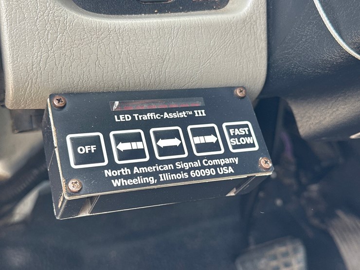 2013-international-durastar-4300-image-57