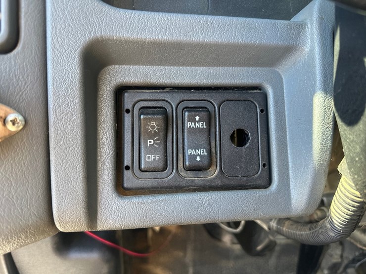 2007-international-durastar-4400-image-30