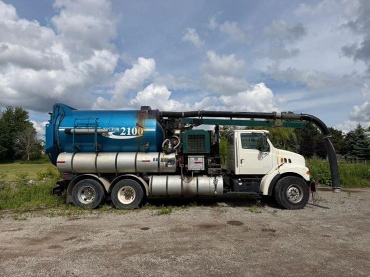 2003-sterling-lt7500-image-4
