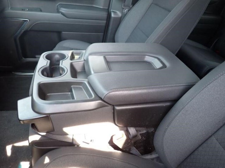 chevrolet-silverado-1500-image-26