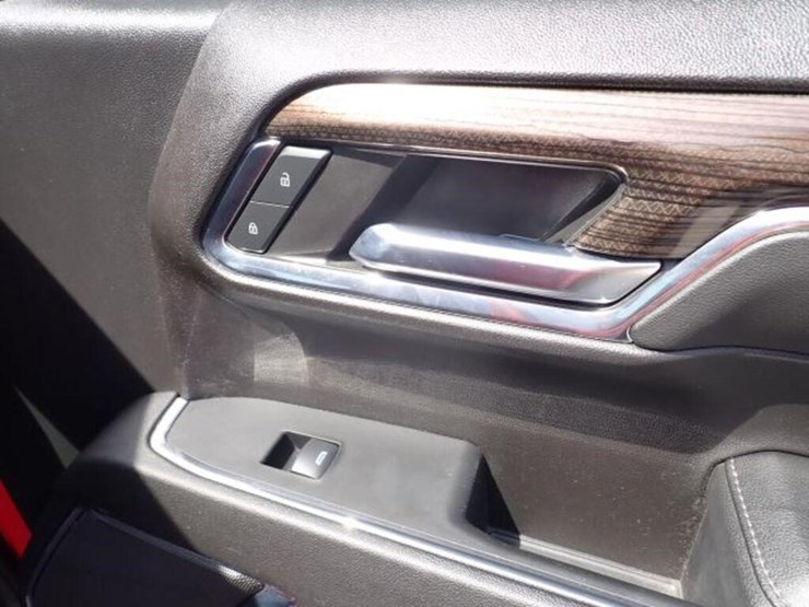 chevrolet-silverado-1500-image-38