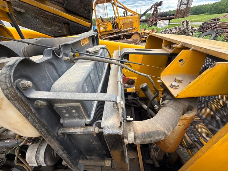 #1184-•-1997-kobelco-750-4x4-loader-backhoe-image-83