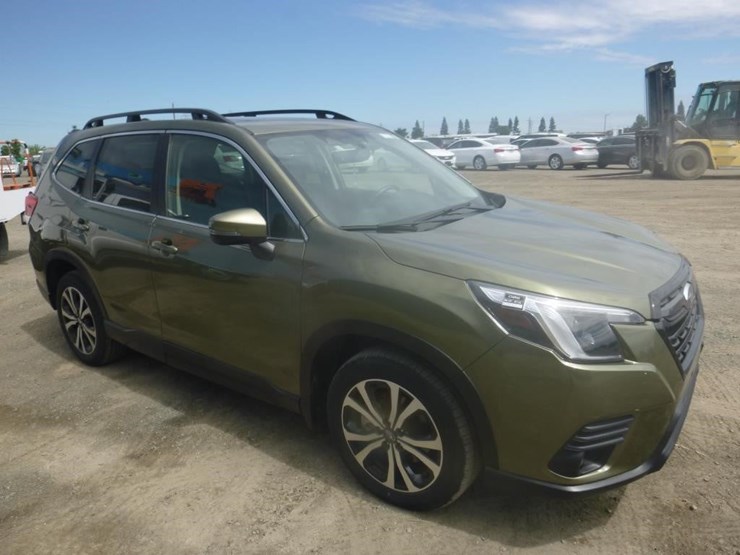 2023-subaru-forester-image-2