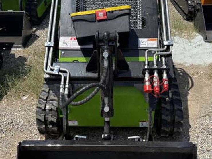 #50-•-mini-skid-steer-loader---ft36c---gas-image-3