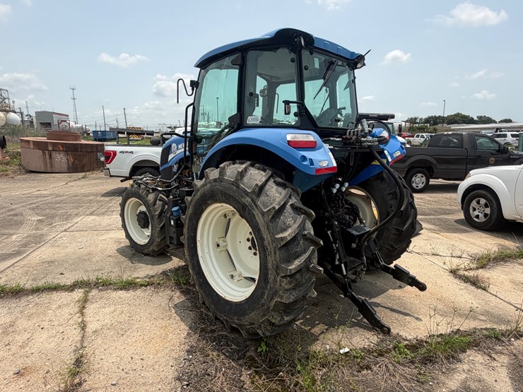 #27-•-2019-new-holland-tractor-image-4