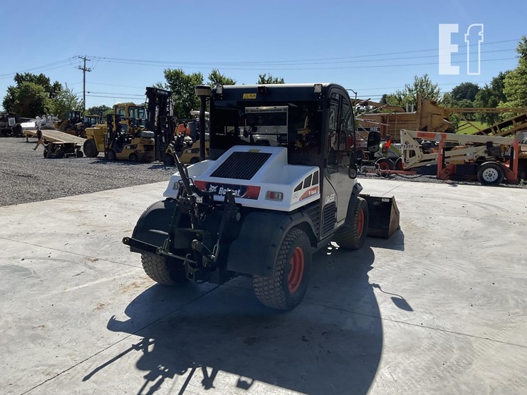 2023-bobcat-uw53-image-4