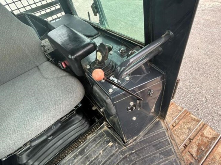 2007-deere-450j-lgp-image-13