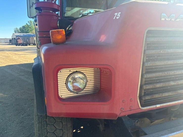 mack-rd688s-image-18