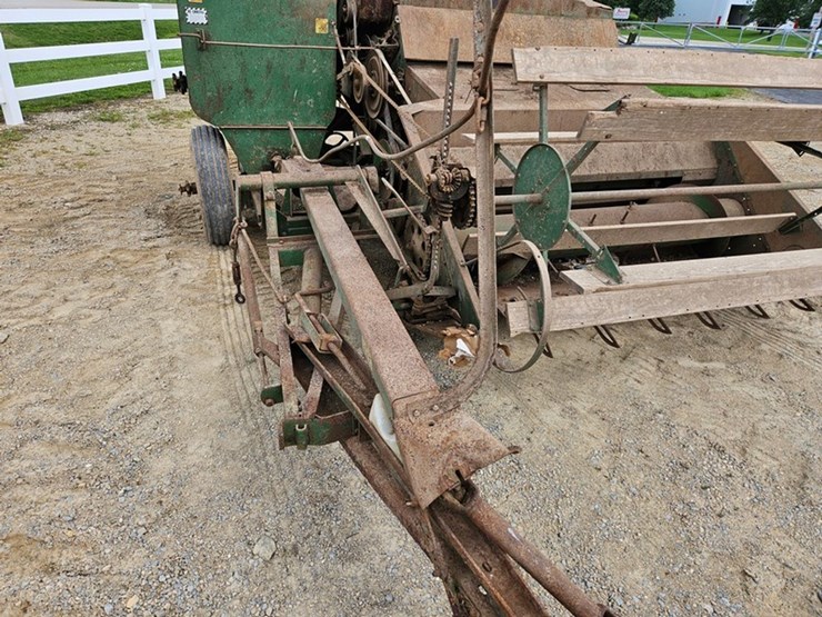 john-deere-30-image-11