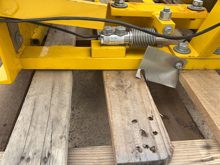 #1794-•-tecweigh-wy15-02-30-scale-image-8