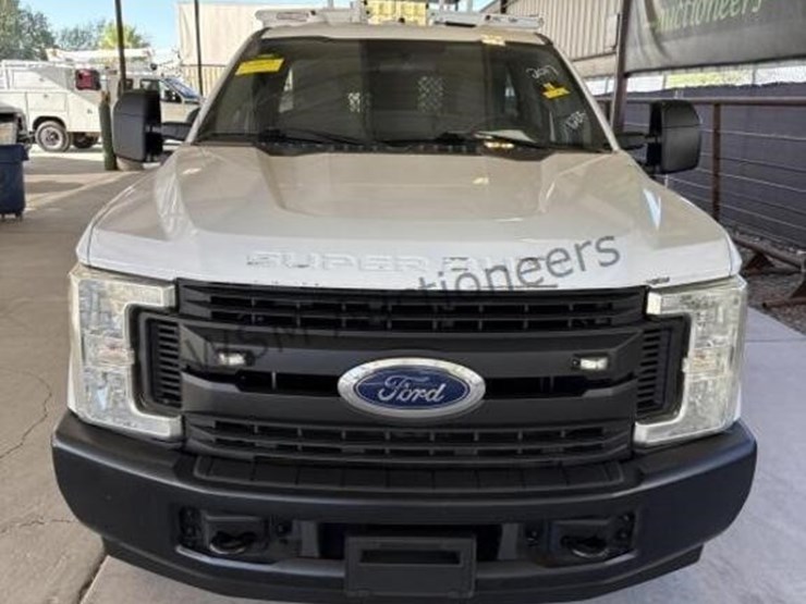 2017-ford-f250-image-3
