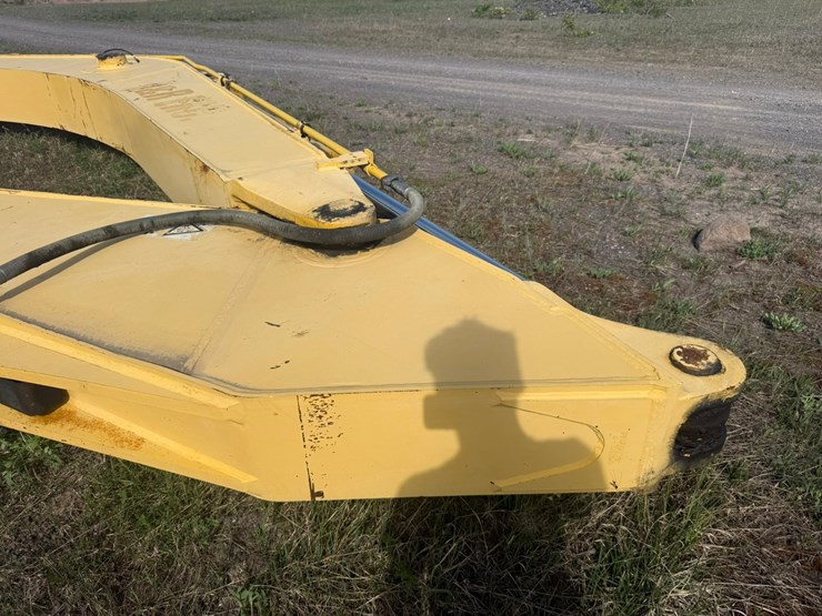 #1322-•-pc300-boom-image-12