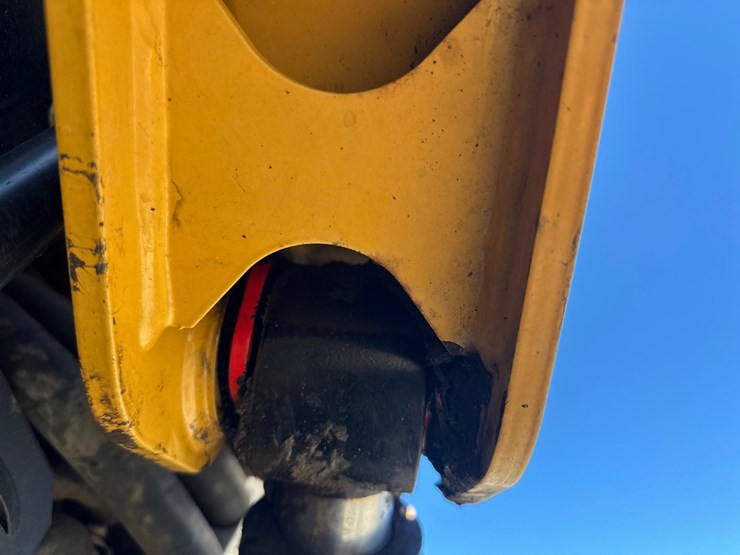 caterpillar-299d3-xe-image-24
