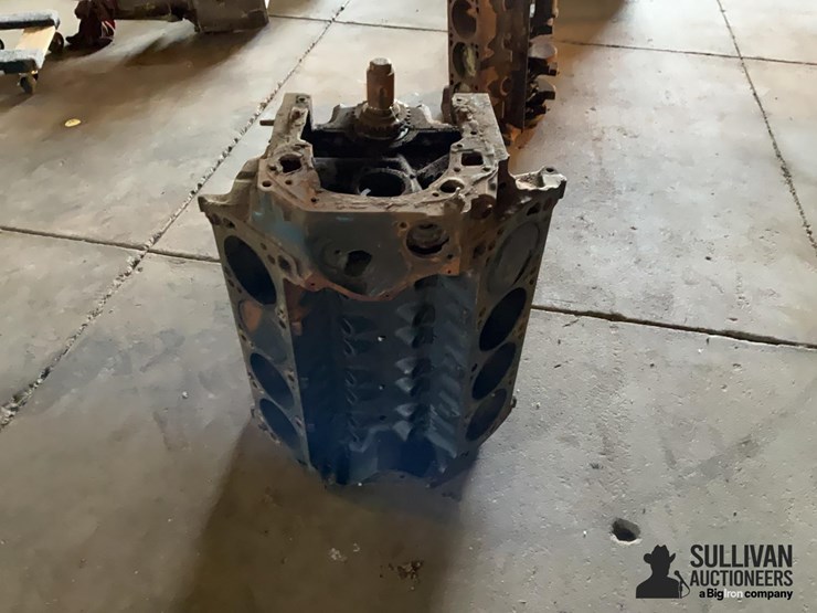 1972-ford-351-cleveland-2-bolt-main-standard-bore-short-block-image-6