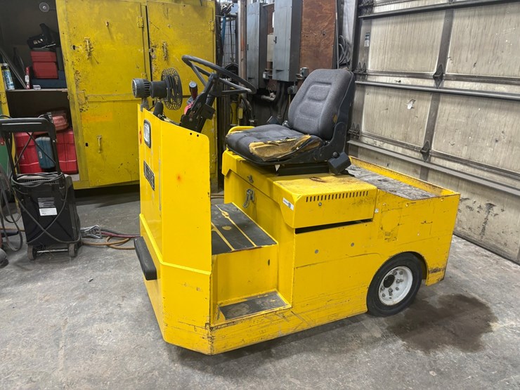 #2155-•-2017-mortec-t224-tugger-image-1